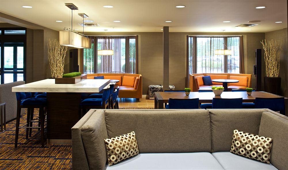 Country Inn & Suites By Radisson, Columbus-Edinburgh Kültér fotó