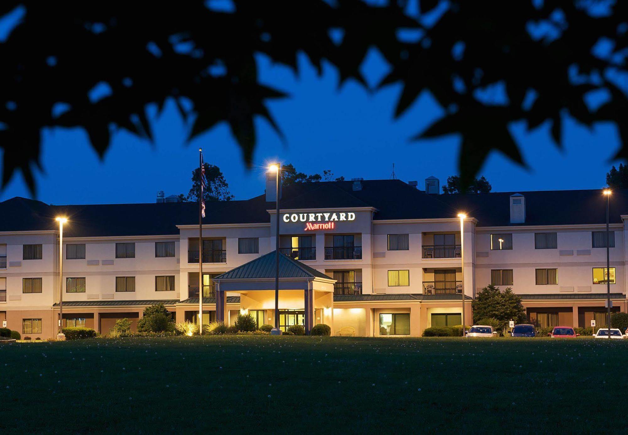 Country Inn & Suites By Radisson, Columbus-Edinburgh Kültér fotó